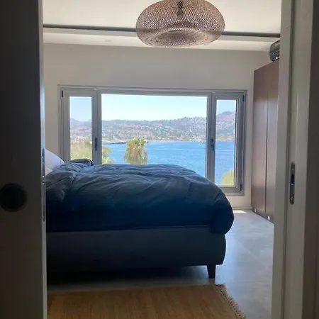 Haus Mit Eigenem Бодрум